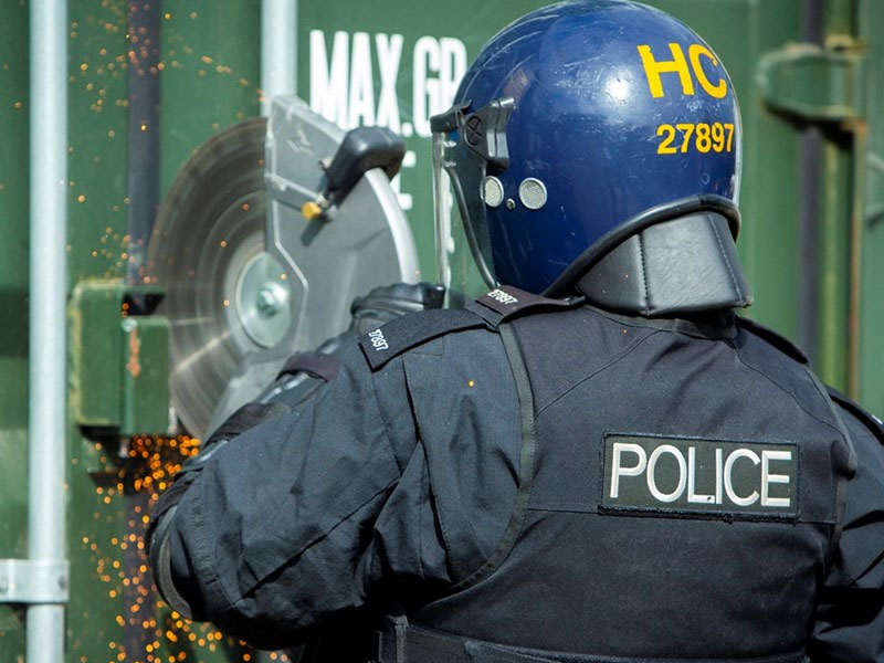 FIVE ARRESTED IN ESTIMATED HALF A MILLION POUND BURGLARY CONSPIRACY INVESTIGATION